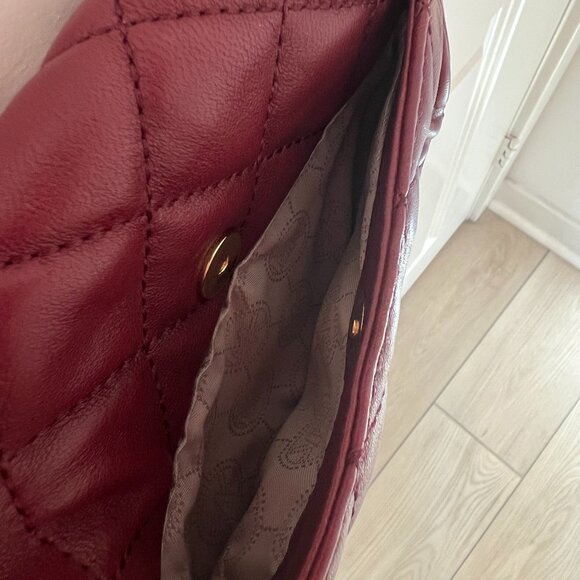 Michael Kors Fulton Quilted Cherry Red Leather Crossbody - Picture 5 of 13